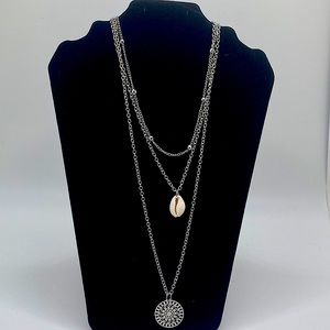 Golden NYC Bohemian Layered Necklace Festival Seashell & Silvertone Beach